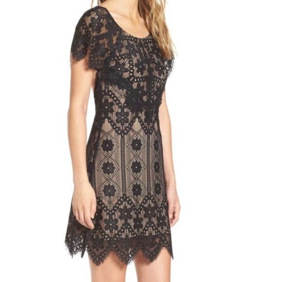 For Love & Lemons Black Lyla Lace Mini Dress Size Small - Picture 1 of 8